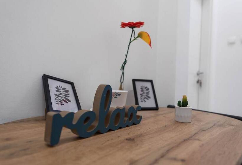 펜션 Little Flower In City Center