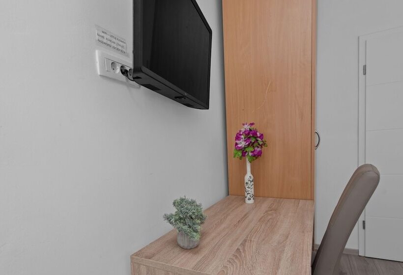 펜션 Little Flower In City Center