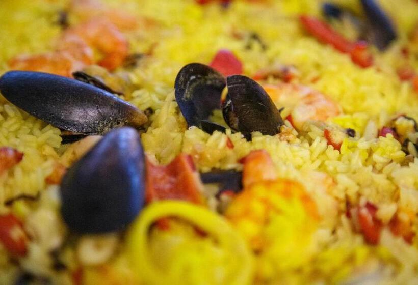 호텔 New Egreta Resort