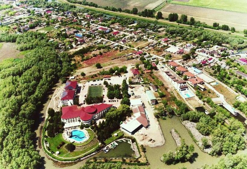 호텔 New Egreta Resort