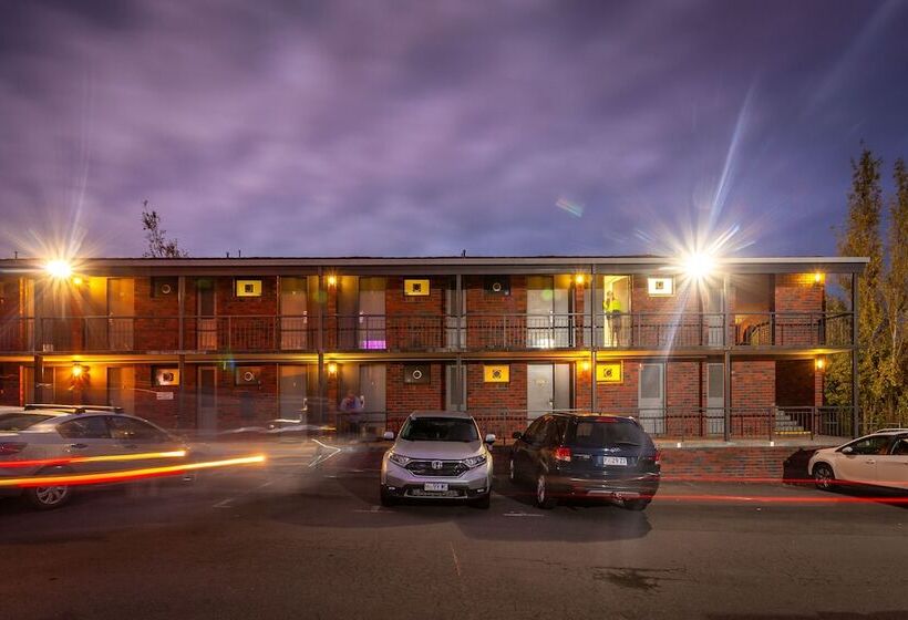 ユースホステル Mornington Inn