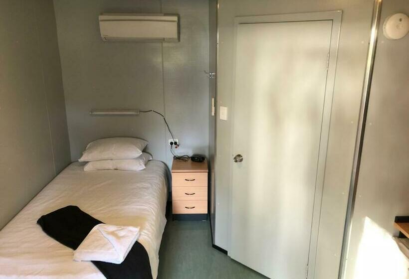 فندق صغير Peppermint Grove Beach Holiday Park