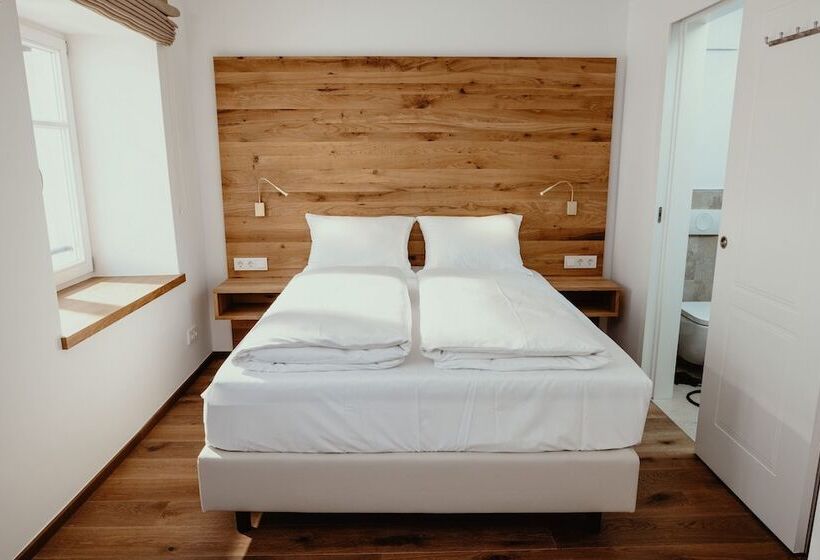 호스텔 Schierlinger Bräustüberl