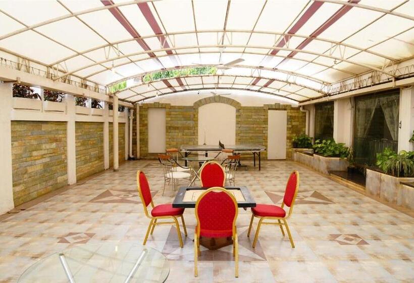 Beautiful Hotel In Lonavala