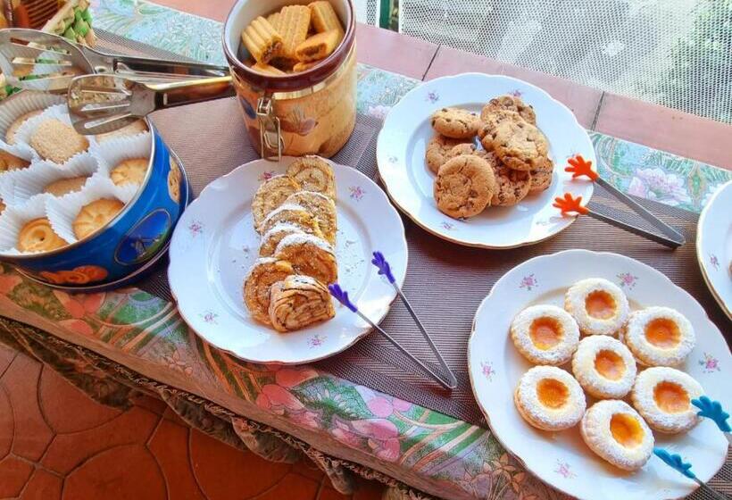 تختخواب و صبحانه A Collodi Io & Mamma