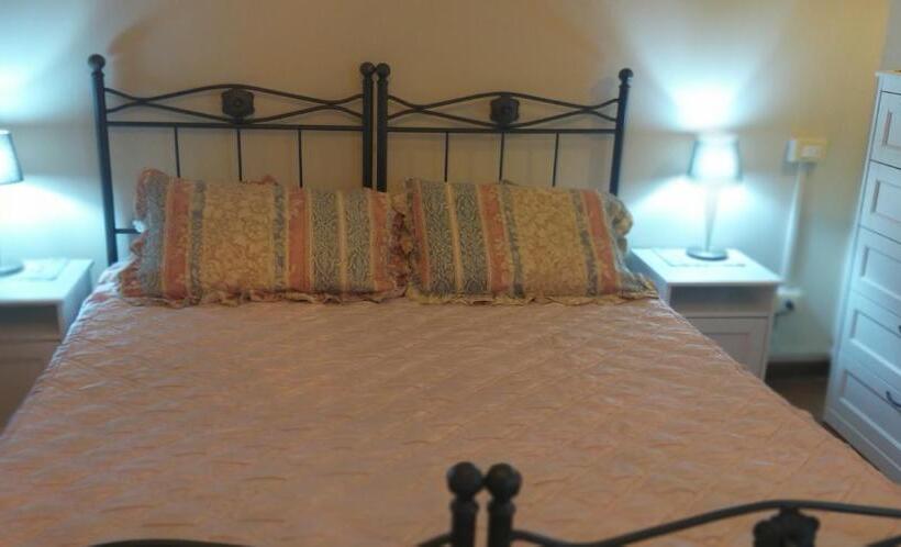 تختخواب و صبحانه A Collodi Io & Mamma