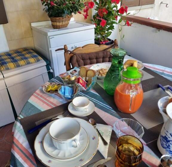 تختخواب و صبحانه A Collodi Io & Mamma