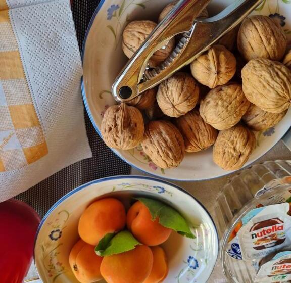 تختخواب و صبحانه A Collodi Io & Mamma