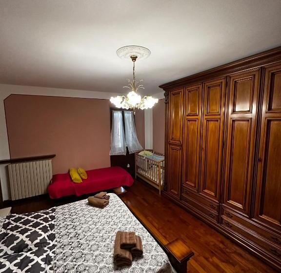 تختخواب و صبحانه A Collodi Io & Mamma