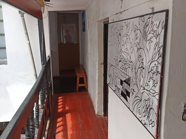 تختخواب و صبحانه Peru Inn Hostel