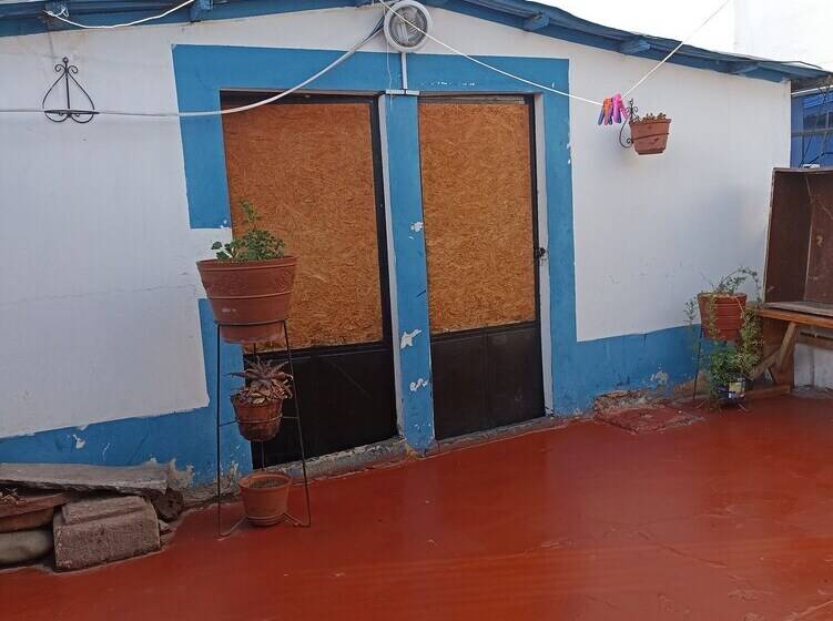 تختخواب و صبحانه Peru Inn Hostel