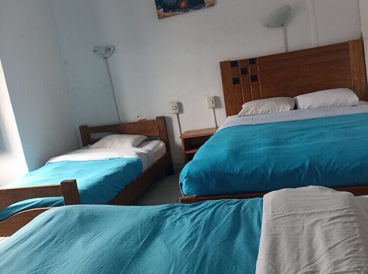 تختخواب و صبحانه Peru Inn Hostel