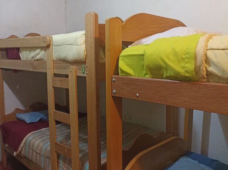 تختخواب و صبحانه Peru Inn Hostel