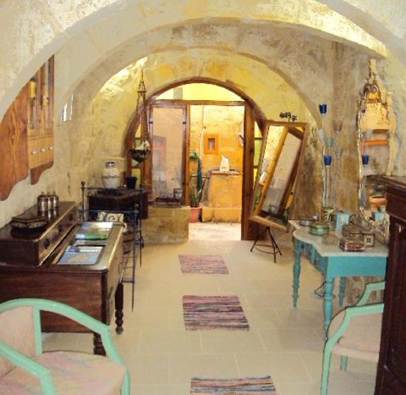 تختخواب و صبحانه La Gozitaine