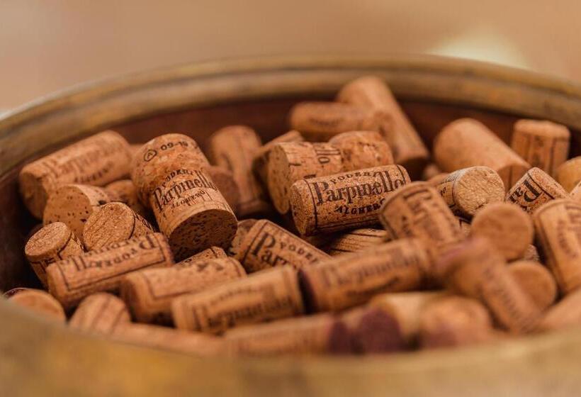 민박 La Vinia Bed&wine Experience   Adults Only