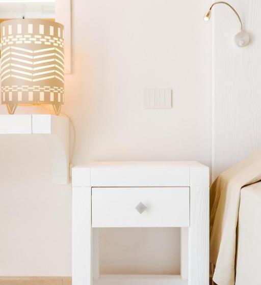 민박 La Vinia Bed&wine Experience   Adults Only