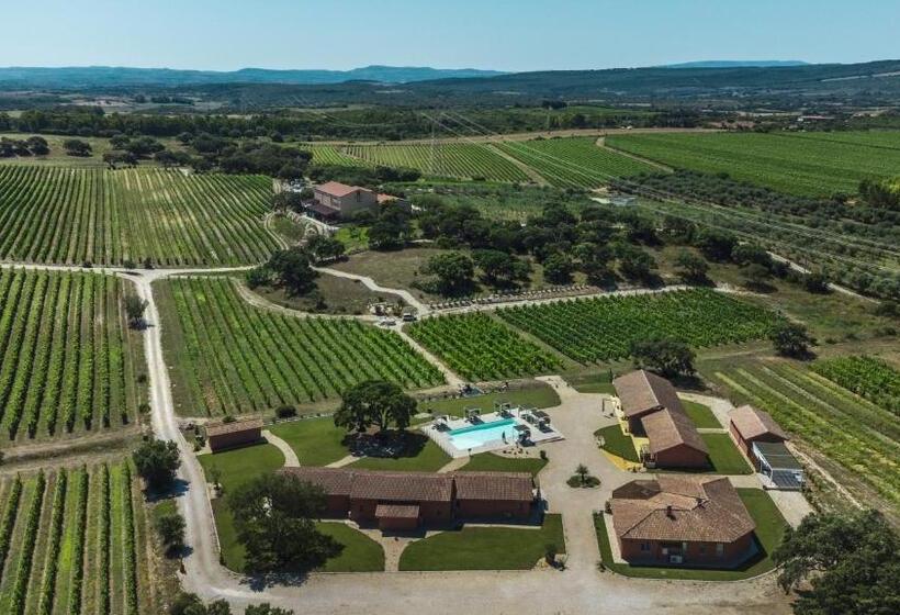 민박 La Vinia Bed&wine Experience   Adults Only