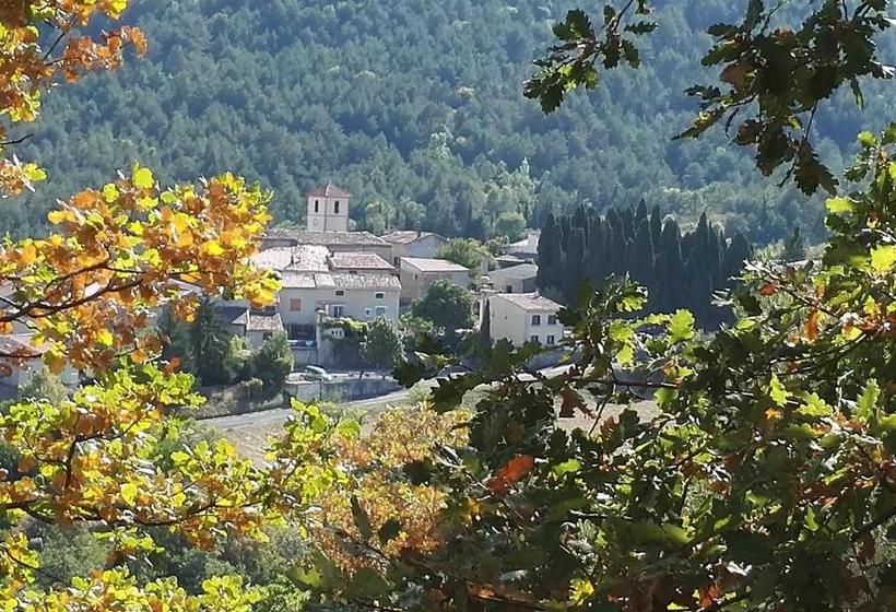 ベッドアンドブレックファースト Le Petit Chateau