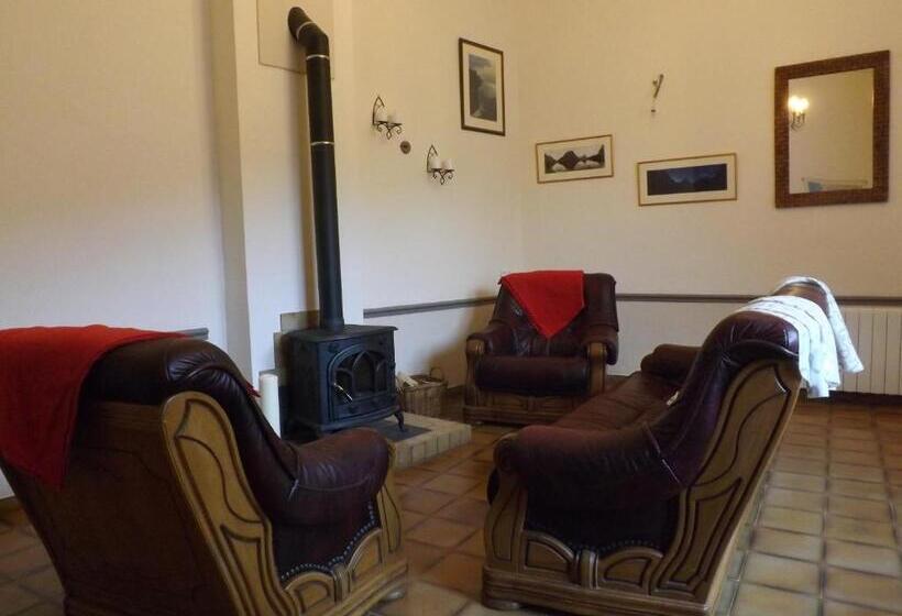 ベッドアンドブレックファースト Le Petit Chateau