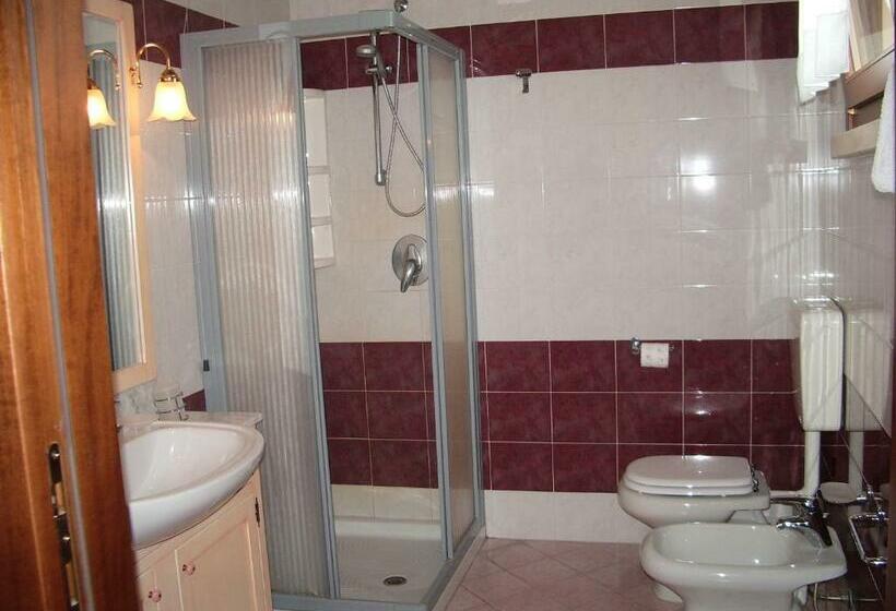 Отель Agriturismo Antica Corte Cason