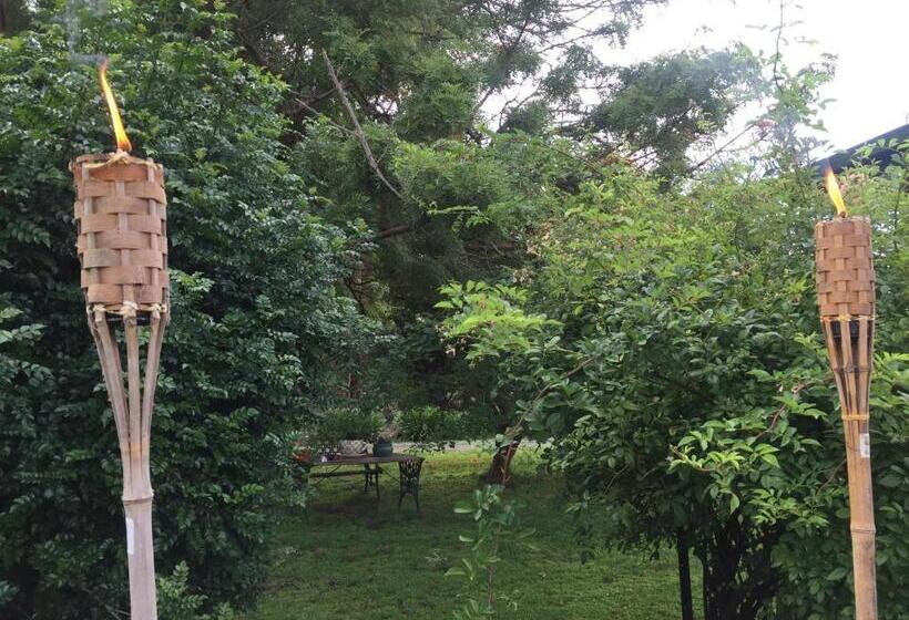 בית מלון כפרי Bush Retreat Farm Stay 2 Br Guest Suite