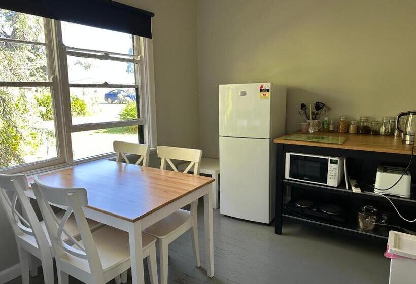 בית מלון כפרי Bush Retreat Farm Stay 2 Br Guest Suite