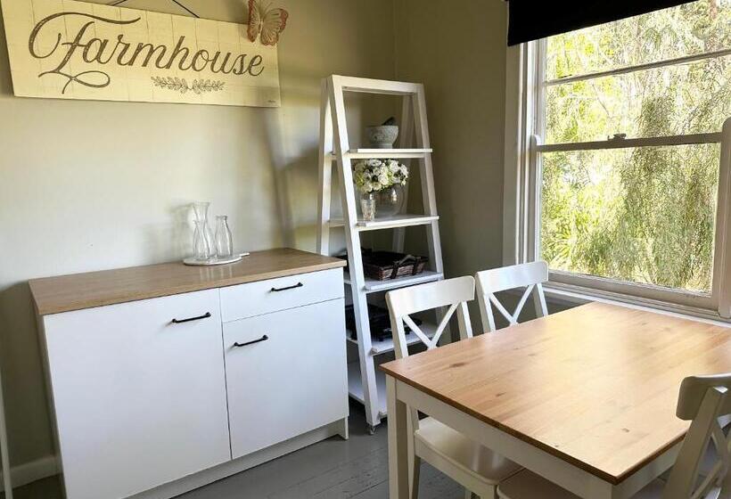 בית מלון כפרי Bush Retreat Farm Stay 2 Br Guest Suite