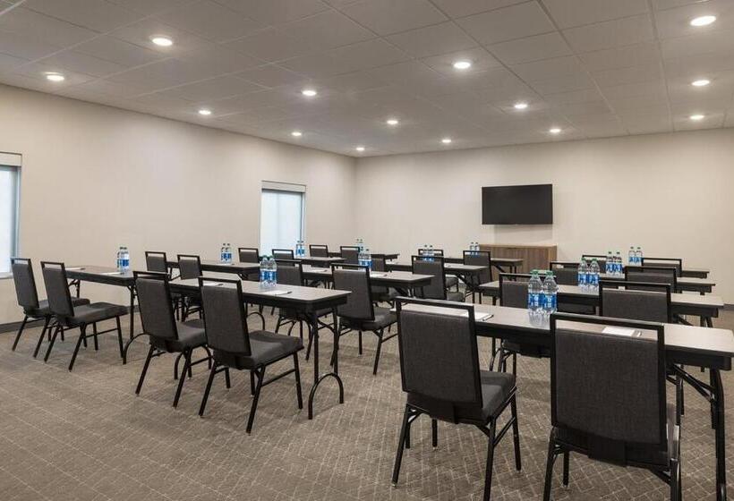 هتل Candlewood Suites Lexington Medical District, An Ihg