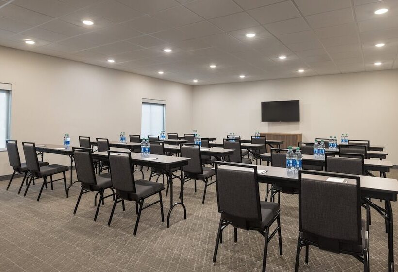 هتل Candlewood Suites Lexington Medical District, An Ihg