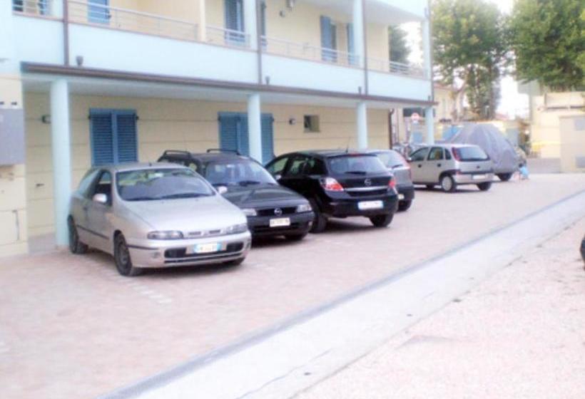 בית מלון כפרי Danubio