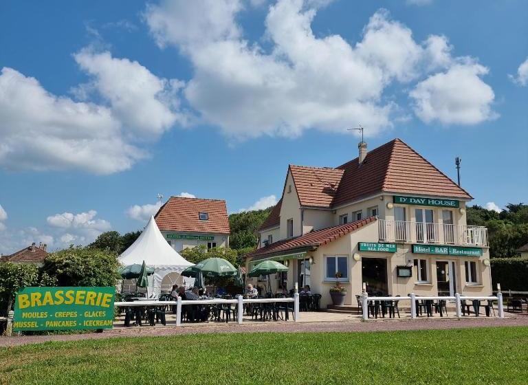 ホテル Dday House