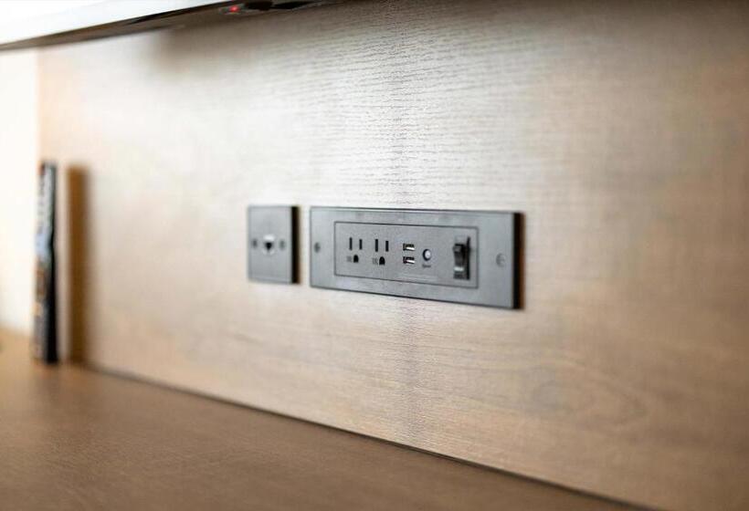 فندق Holiday Inn Express & Suites   San Jose Silicon Valley, An Ihg