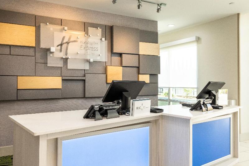 فندق Holiday Inn Express & Suites   San Jose Silicon Valley, An Ihg