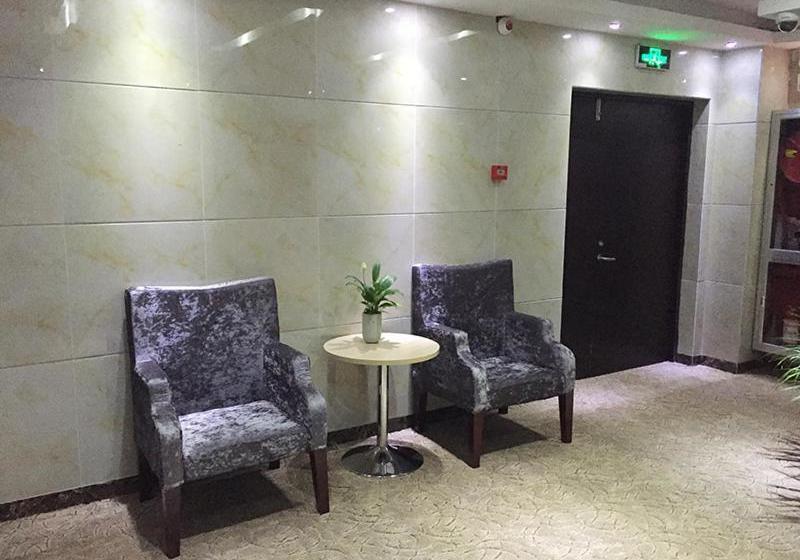 בית מלון כפרי Junyi  Hongqiao Railway Station Exhibition Center