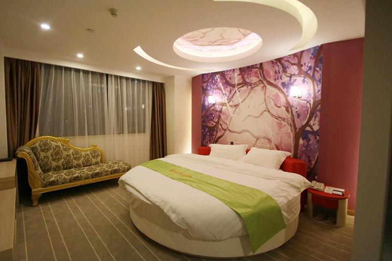 בית מלון כפרי Junyi  Hongqiao Railway Station Exhibition Center