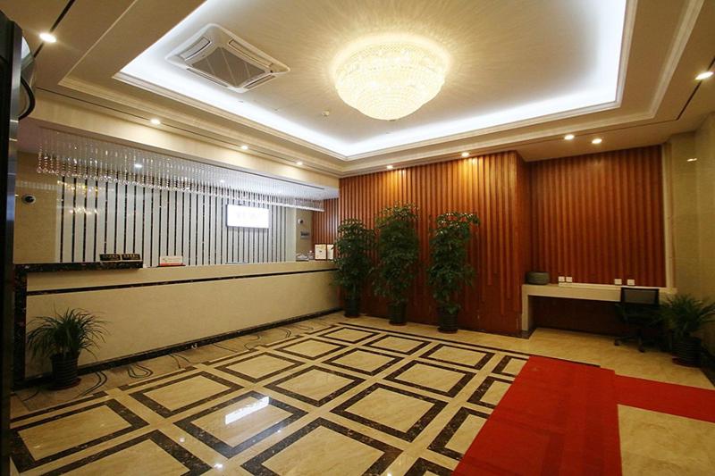 בית מלון כפרי Junyi  Hongqiao Railway Station Exhibition Center