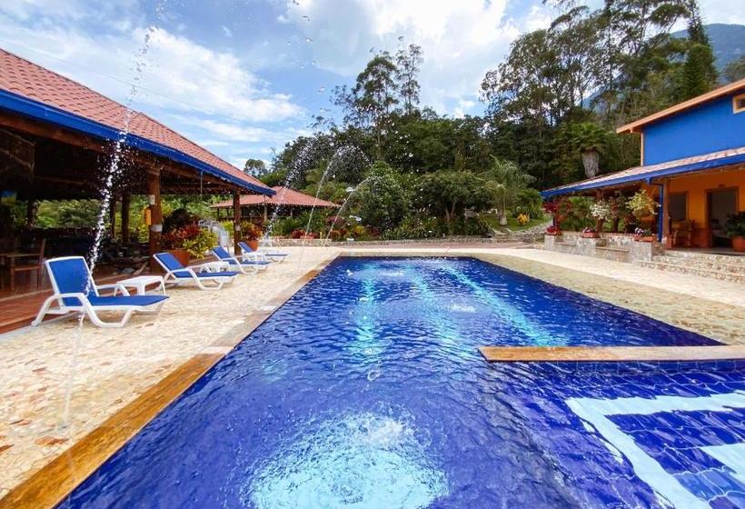 בית מלון כפרי Los Robles Fredonia