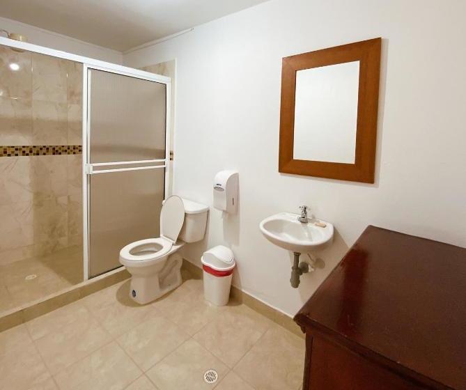 בית מלון כפרי Los Robles Fredonia