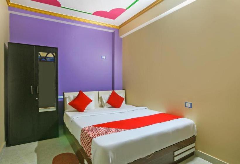 בית מלון כפרי Oyo 70909  Singh Palace