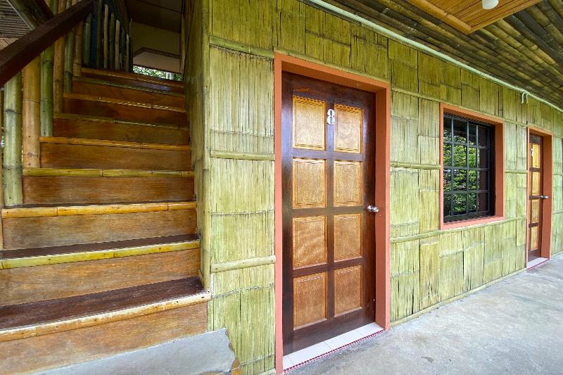 酒店 Oyo 90286 Yuna Bamboo Rest & Stay