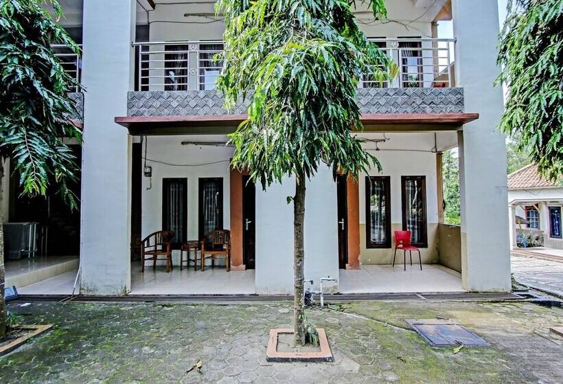 فندق Oyo 90476 Iksan Homestay Syariah