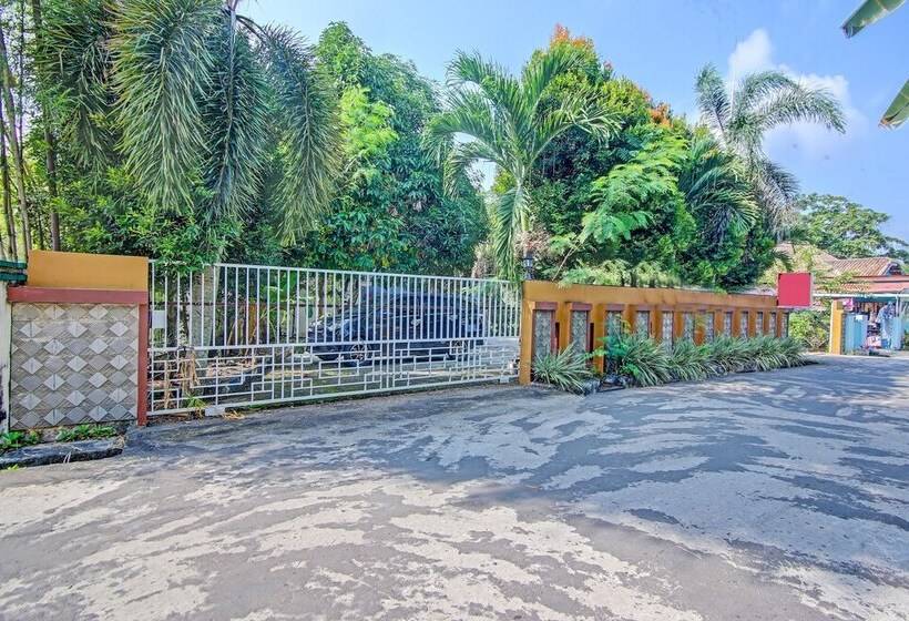 فندق Oyo 90476 Iksan Homestay Syariah