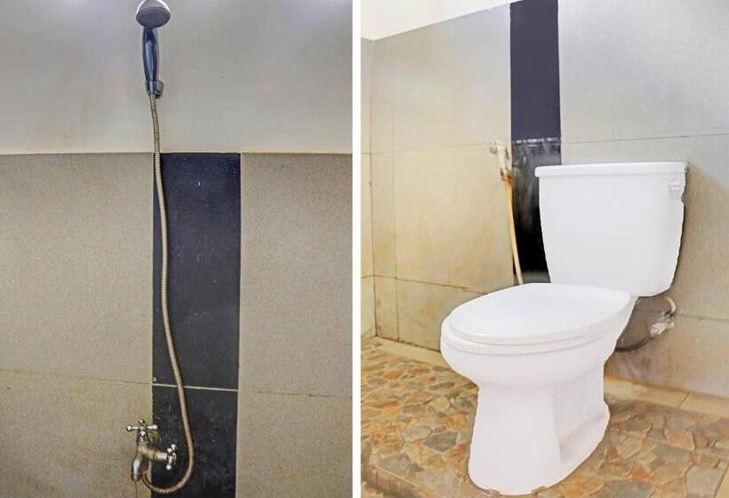 فندق Oyo 90483 Homestay Permata