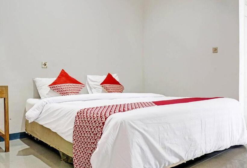 فندق Oyo 90483 Homestay Permata