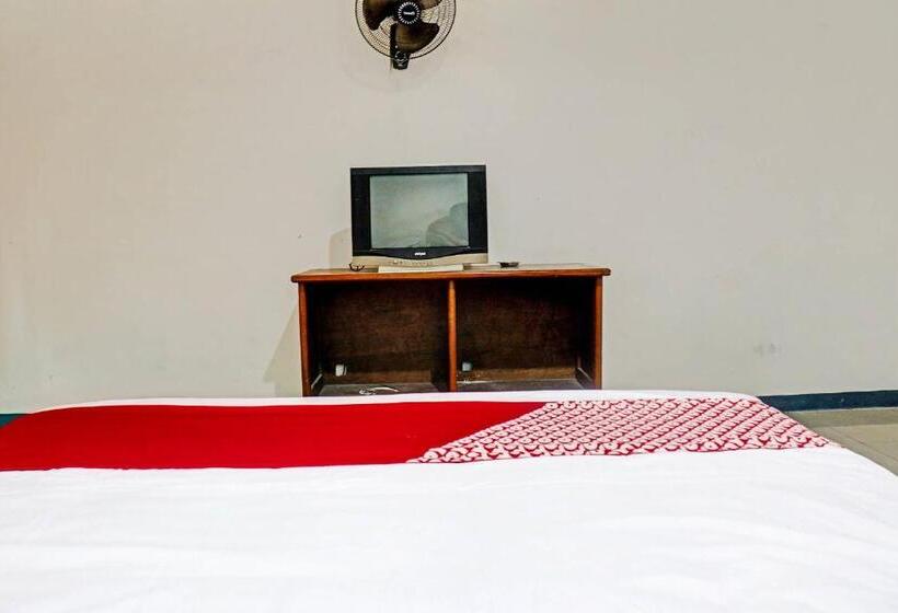 فندق Oyo 90483 Homestay Permata