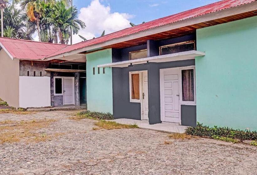 فندق Oyo 90483 Homestay Permata