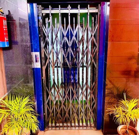 Goroomgo Hotel Reliance Jharkhand