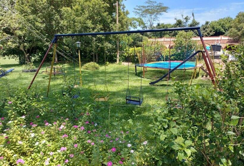 Отель Thermas Lagoa Santa