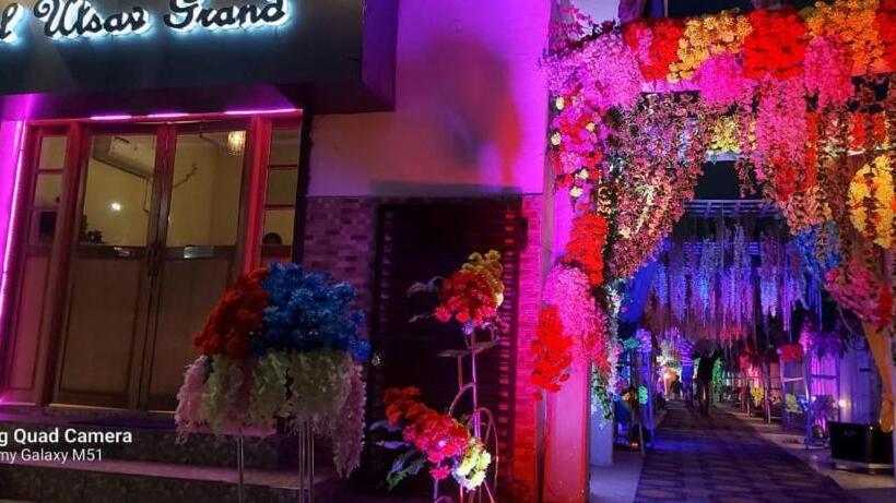 בית מלון כפרי Utsav Grand By Chocolate Inn