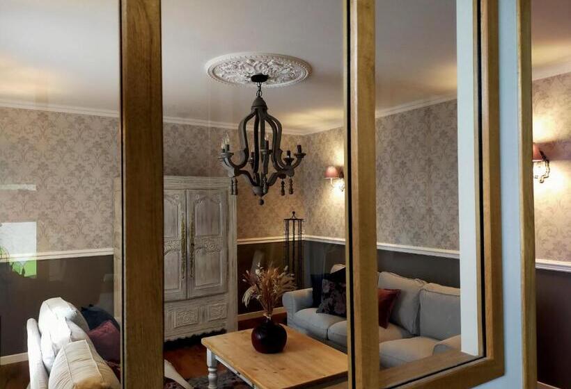 פנסיון La Belle Epoque